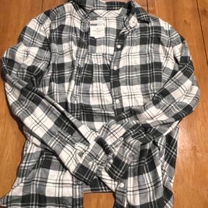 American Eagle Boyfriend Fit Ahh-Mazingly Soft Flannel | Size M